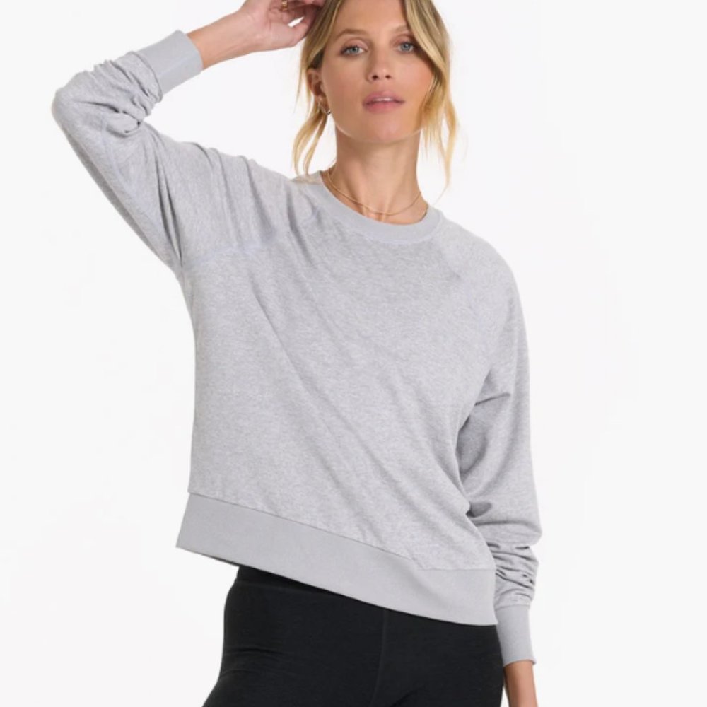 Vuori Long Sleeve Halo Crew